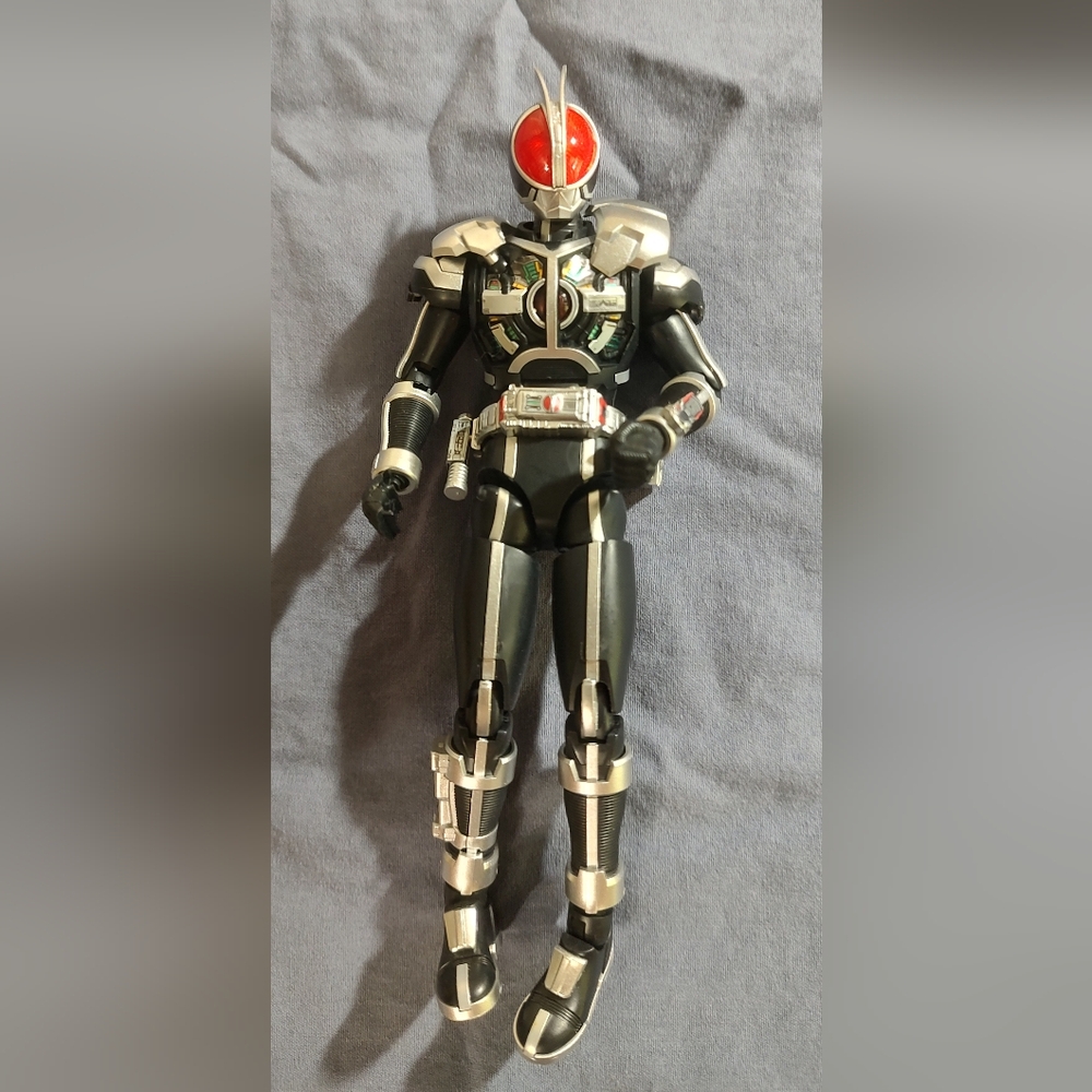 4 Rider Hero Action Figures - Picture 2 of 6